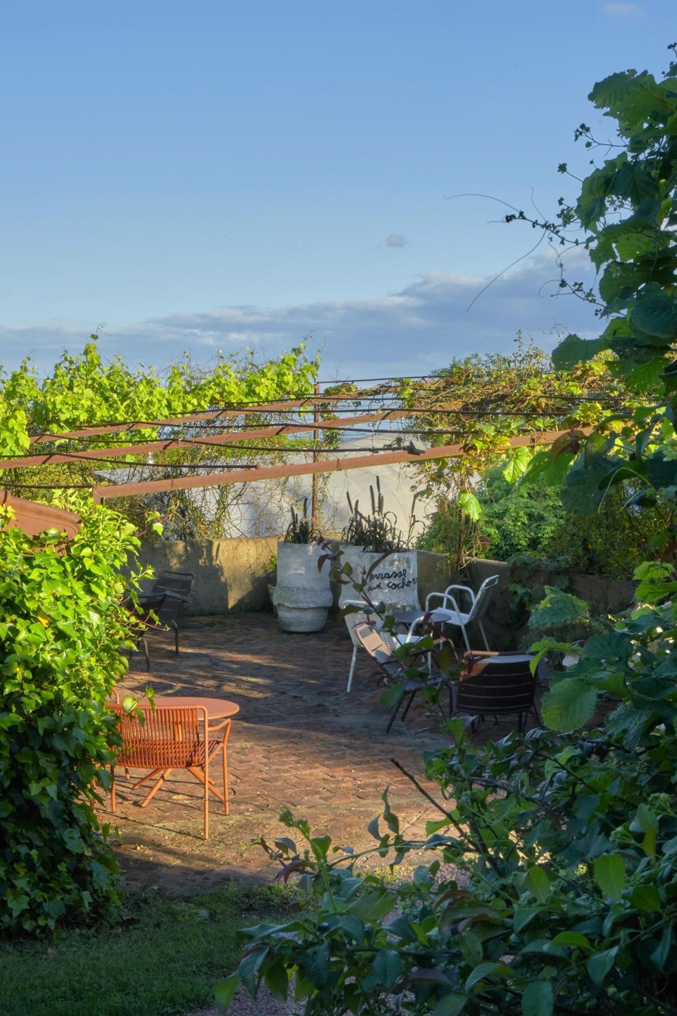 La Colline Du Colombier Hotel Iguerande Екстериор снимка