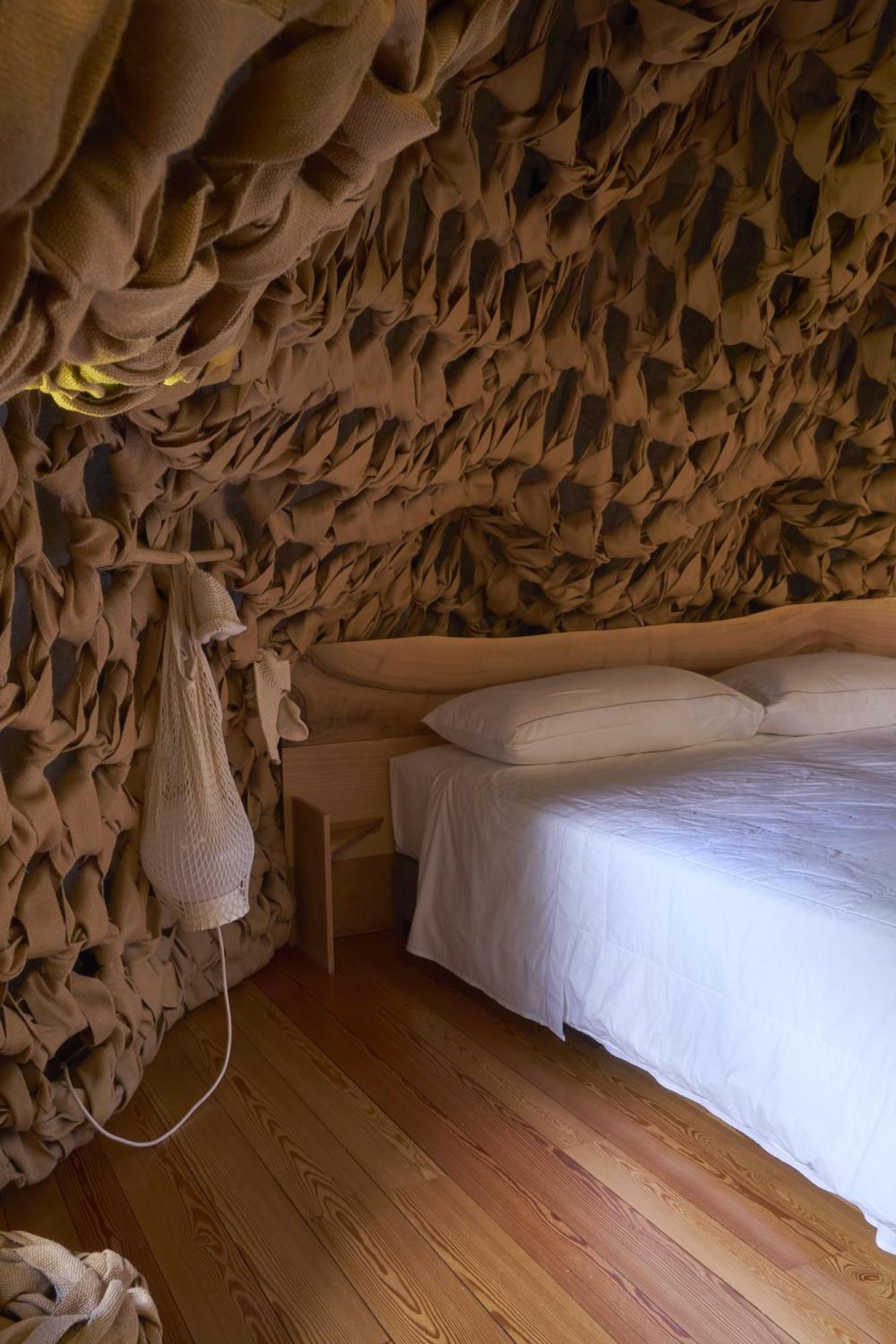 La Colline Du Colombier Hotel Iguerande Екстериор снимка